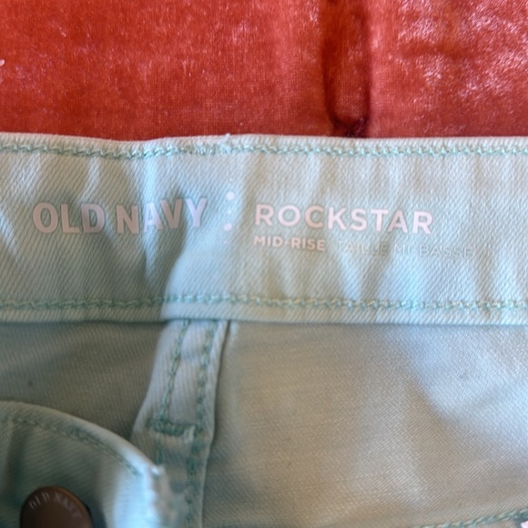 Old Navy Super Skinny Jeans - Picture 8 of 8